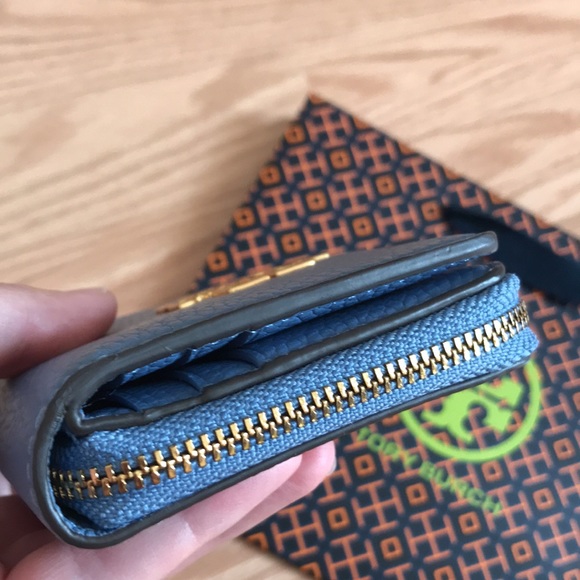 Tory Burch Mini wallet(blue) - Picture 7 of 9